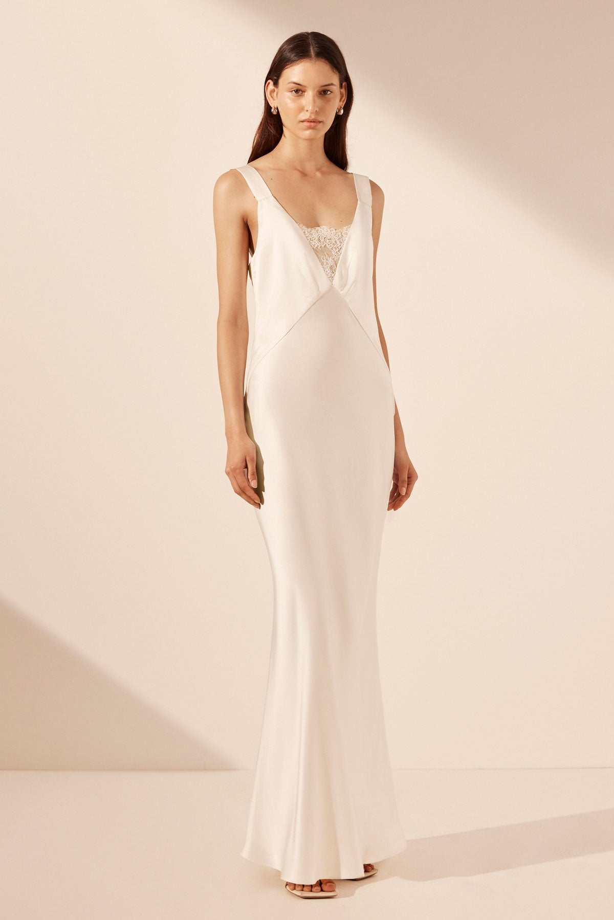 LA LUNE CUMULUS SILK PLUNGED LACE NECK GOWN - IVORY