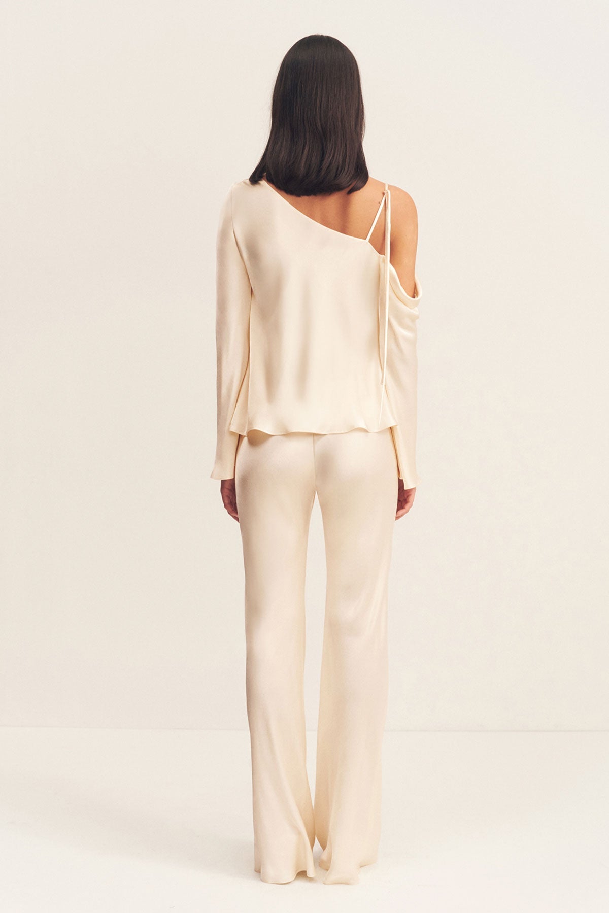 LA LUNE ASYMMETRICAL LONG SLEEVE TOP - CREAM