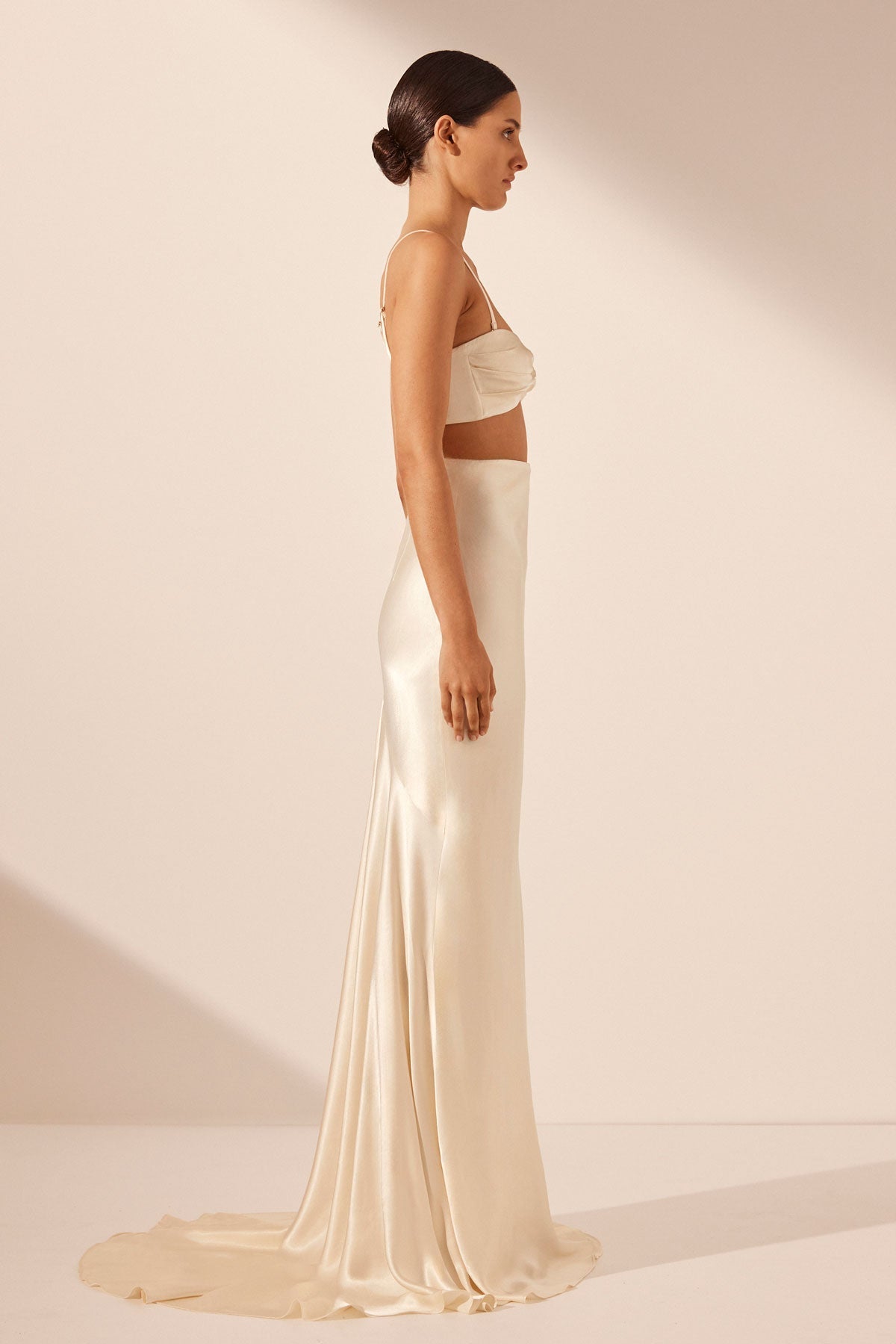 LA LUNE TWIST FRONT BRA TOP - CREAM
