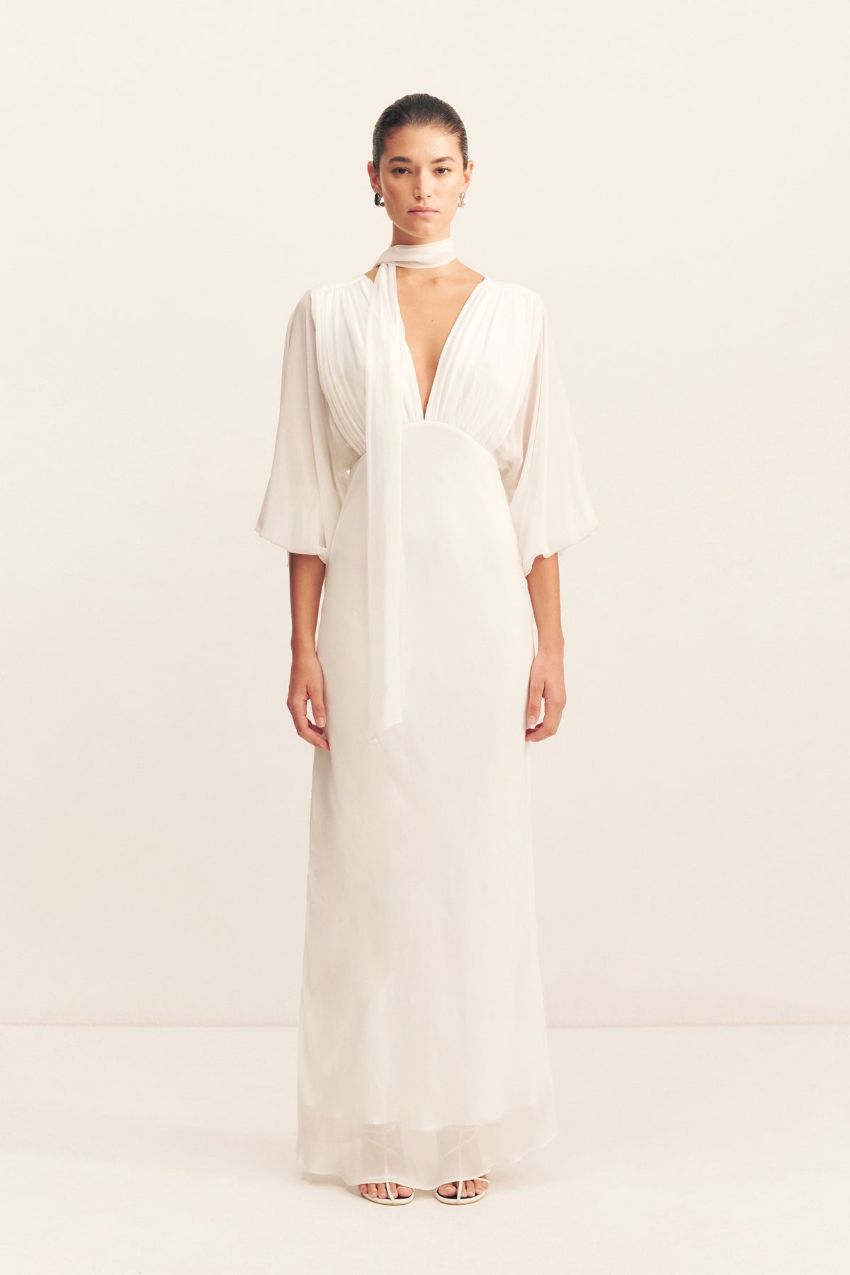 LIRA PLUNGE BALLOON SLEEVE MAXI DRESS - IVORY
