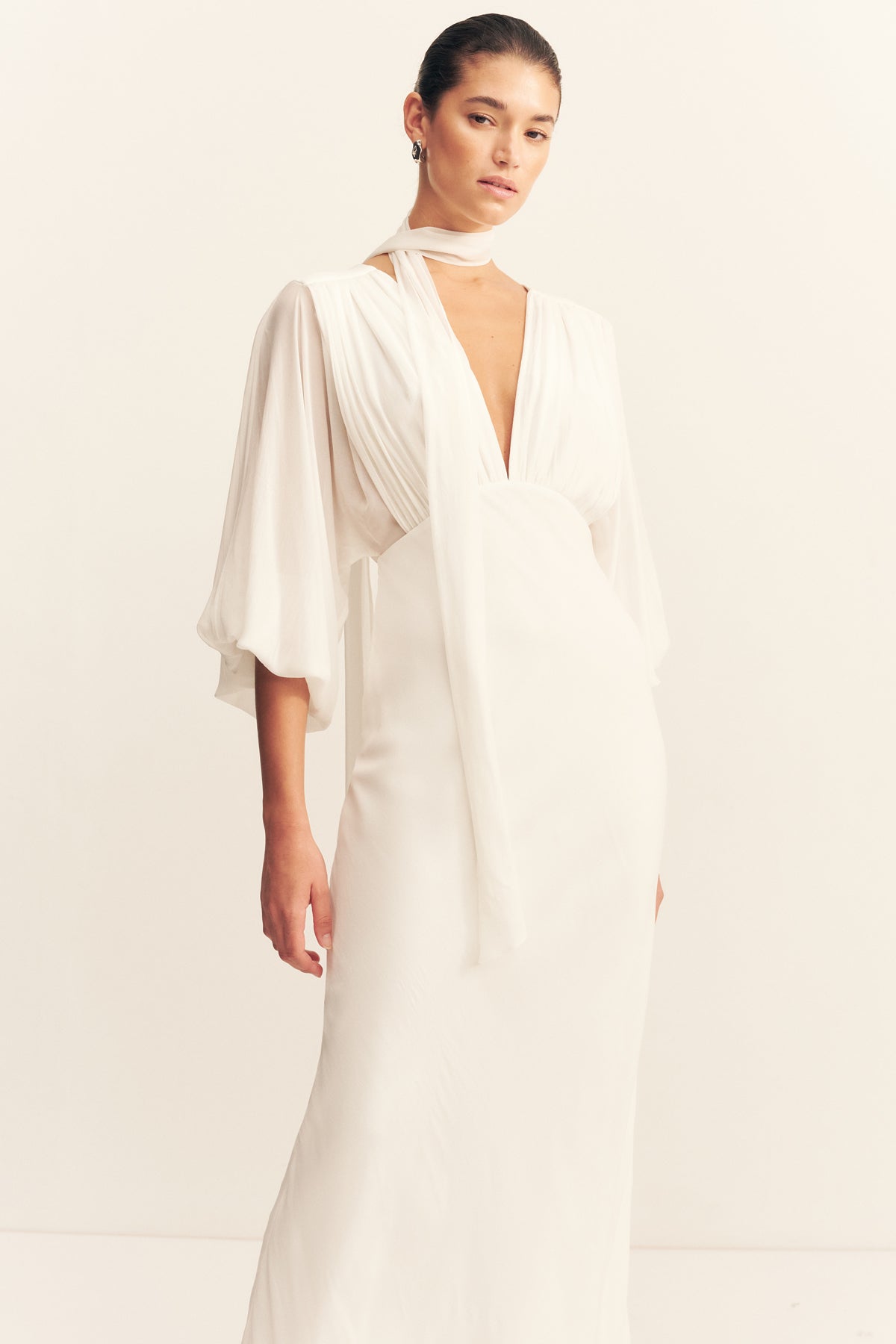 LIRA PLUNGE BALLOON SLEEVE MAXI DRESS - IVORY