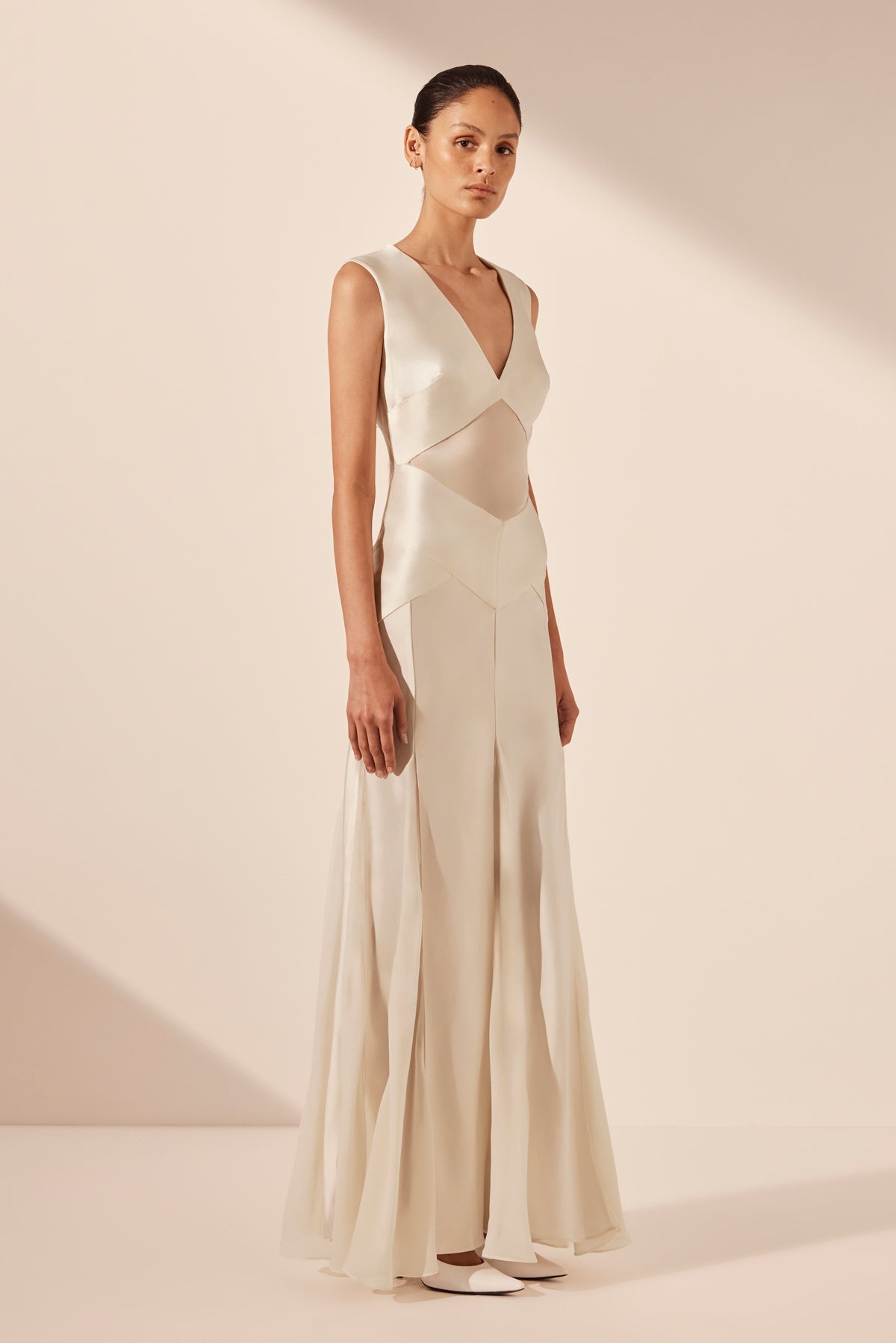 MORAYA GODET MAXI DRESS - PEARL
