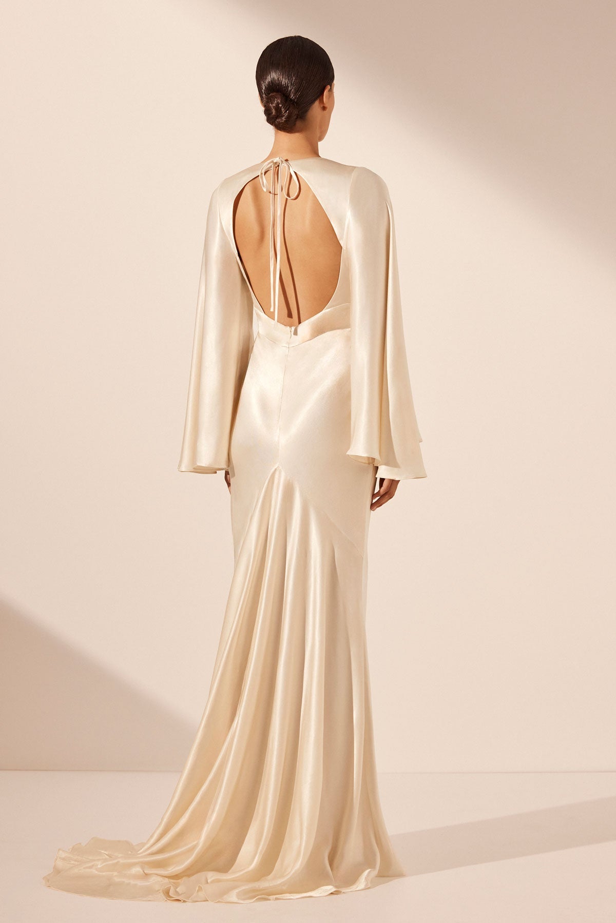 LA LUNE BACKLESS GOWN - CREAM