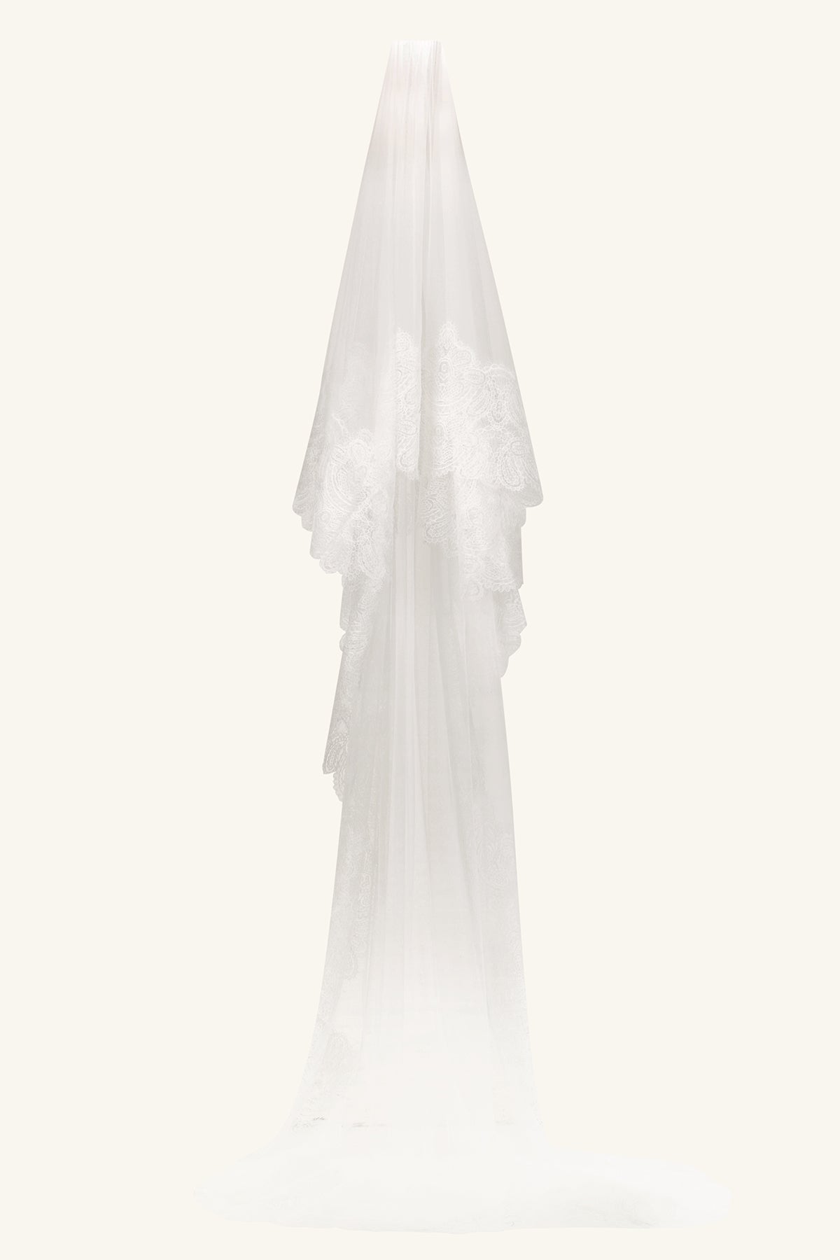 STRATUS VEIL